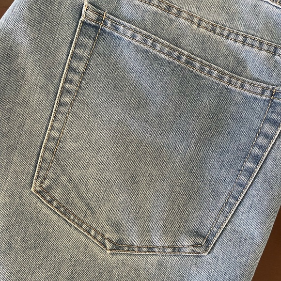 Men’s Jeans - Picture 2 of 3